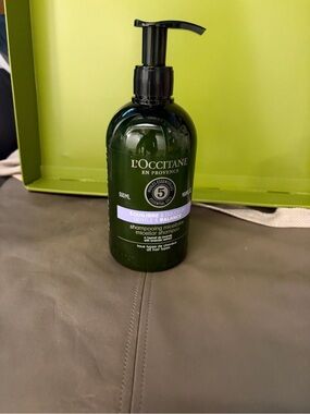 L'OCCITANE Green Pump Bottle Micellar Shampoo Genle Balance Original formula